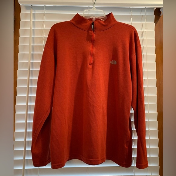 The North Face Men’s  Red Polartec 1/4 Zip Long Sleeve Size XL Logo Performance - Picture 1 of 7